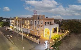 Hotel Utsav Square